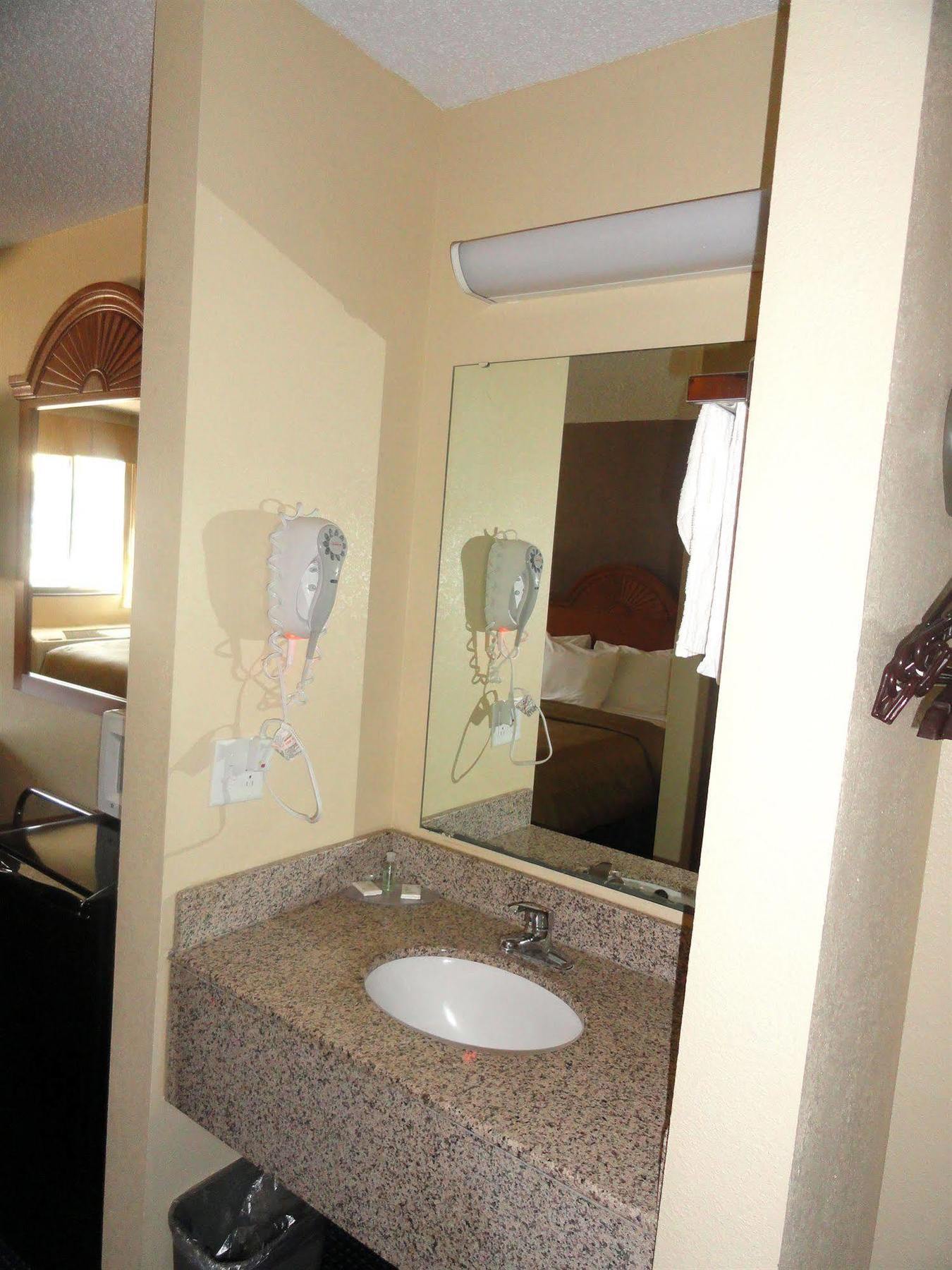 Columbus Inn Екстериор снимка